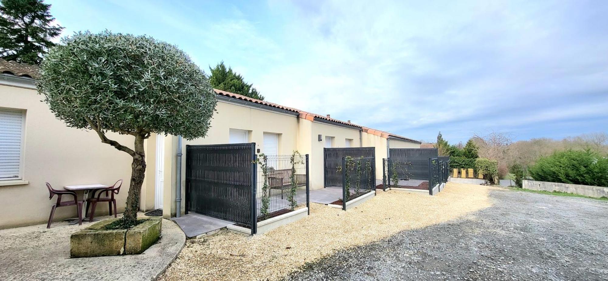 Residences Les Sansonnets "Appartements & Studios" ジョンザック エクステリア 写真